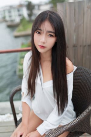 亚洲欧美婷婷五月色综合麻豆_完整版电影在线观看